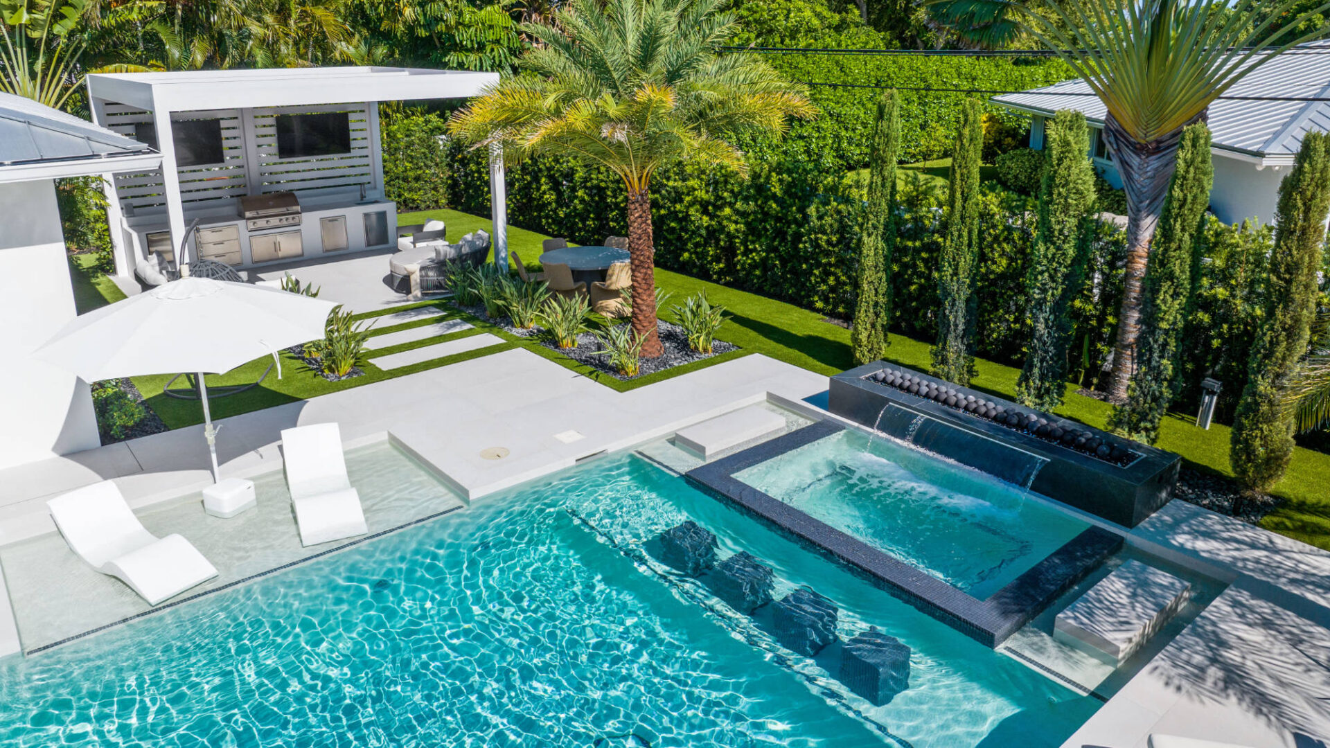 South Florida outdoor living